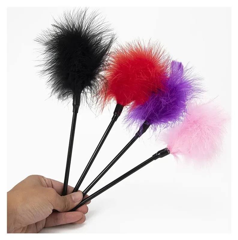 Tickler de plumas con mango de 20 cm, en cuatro colores